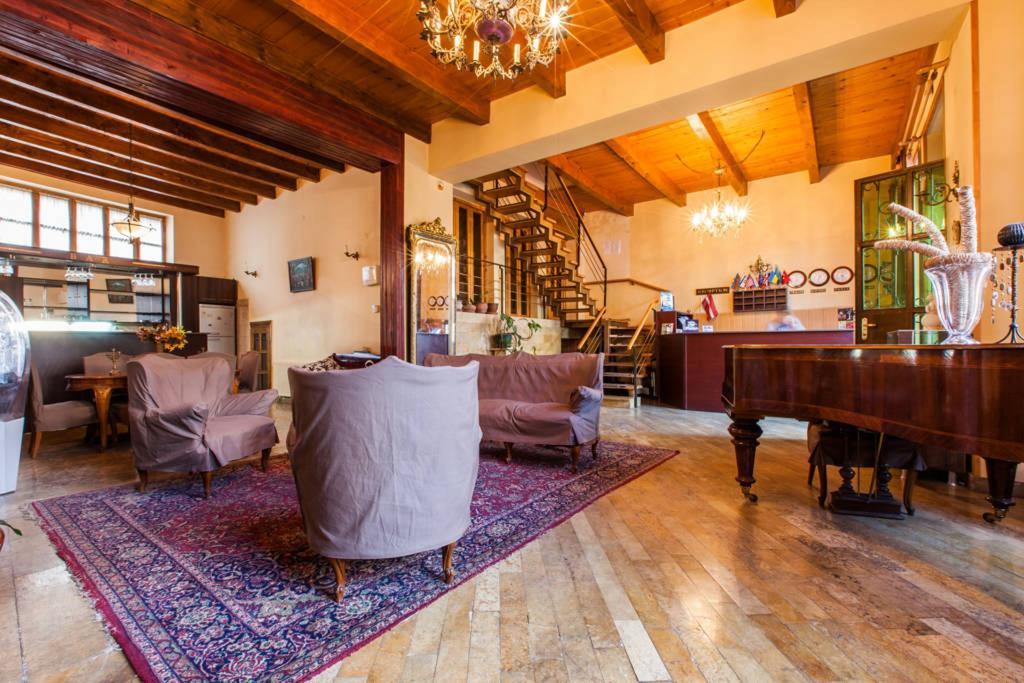 Hotel Royal Τυφλίδα Εξωτερικό φωτογραφία